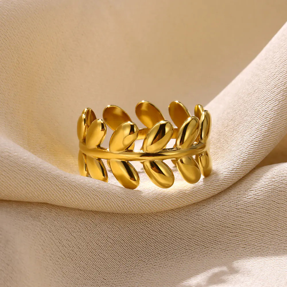 Geometric Stainless Steel Ring with Moon and Leaf Design
